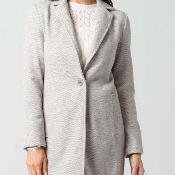 SOMETHING TO SAY COAT - Picture 1 of 4